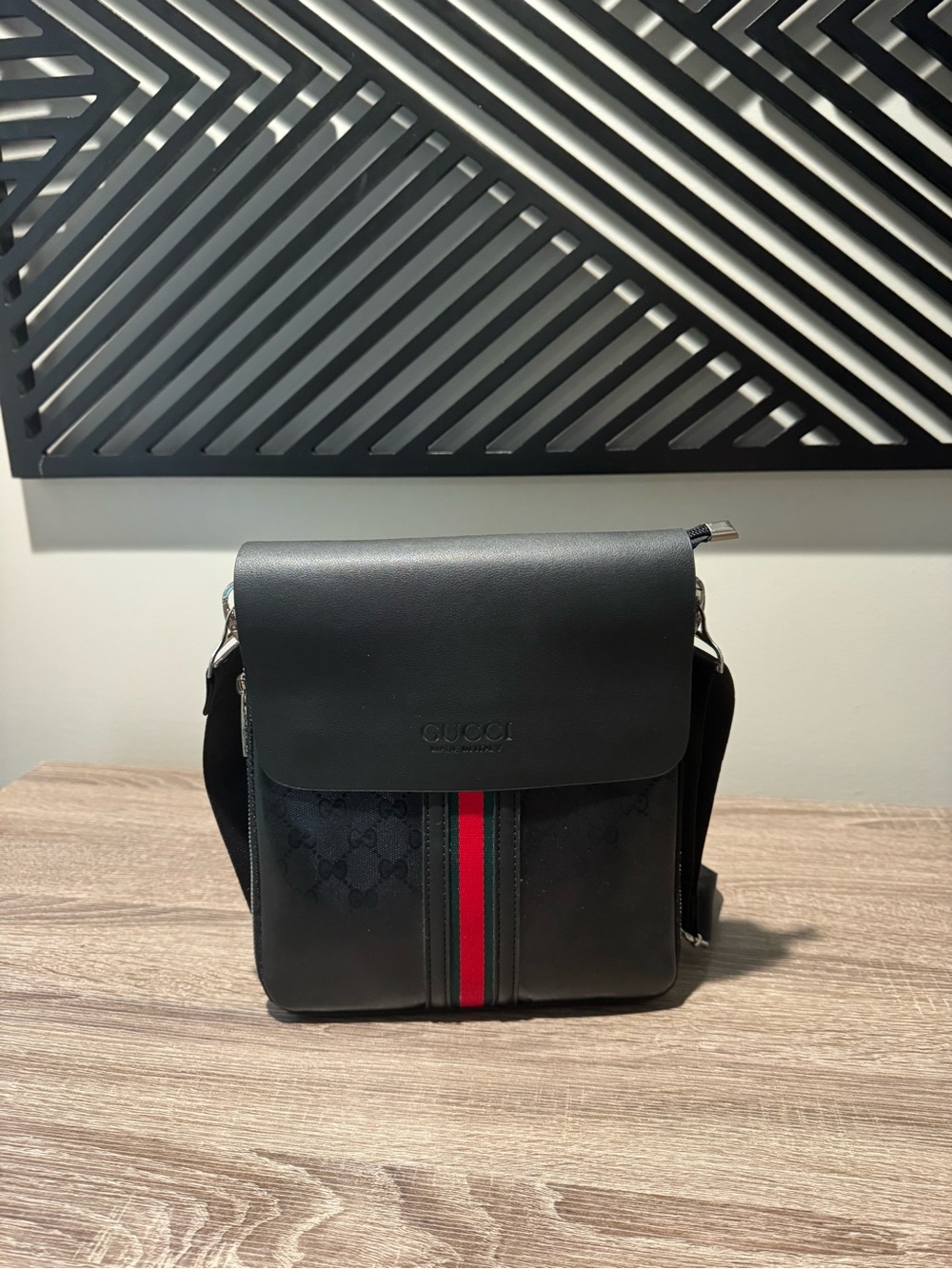 Gucci Black Leather Messenger Bag with Signature Red-Green Stripe